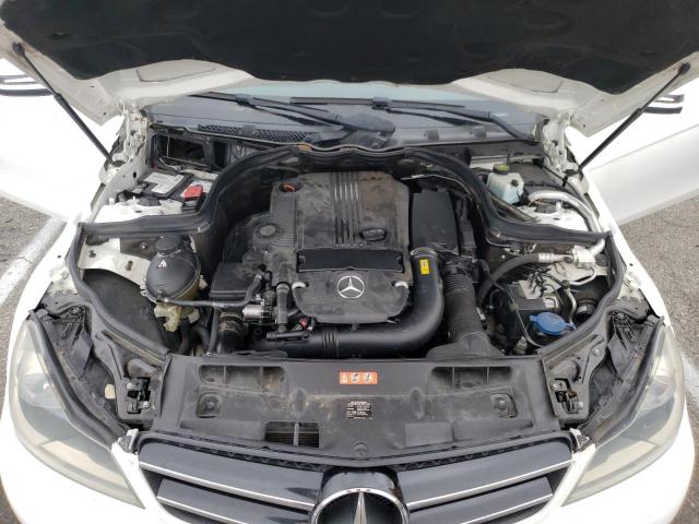 WDDGJ4HB7EG294896 - 2014 MERCEDES-BENZ C 250 WHITE photo 11