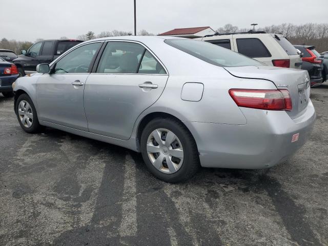 4T1BE46K27U139863 - 2007 TOYOTA CAMRY CE SILVER photo 2