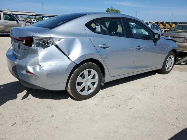 3MZBN1U76JM178272 - 2018 MAZDA 3 SPORT SILVER photo 3