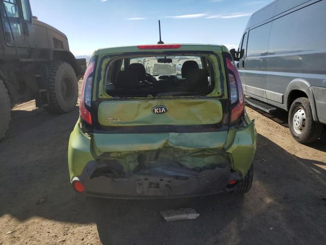 KNDJN2A20G7861004 - 2016 KIA SOUL GREEN photo 6