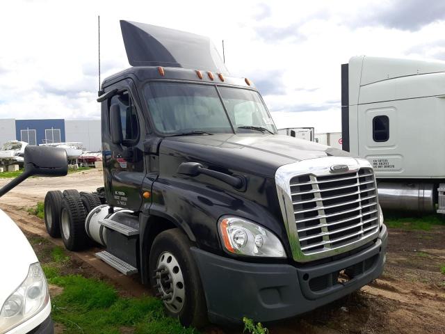 3AKJGEBG0GSHM4357 - 2016 FREIGHTLINER CASCADIA 1 BLACK photo 1