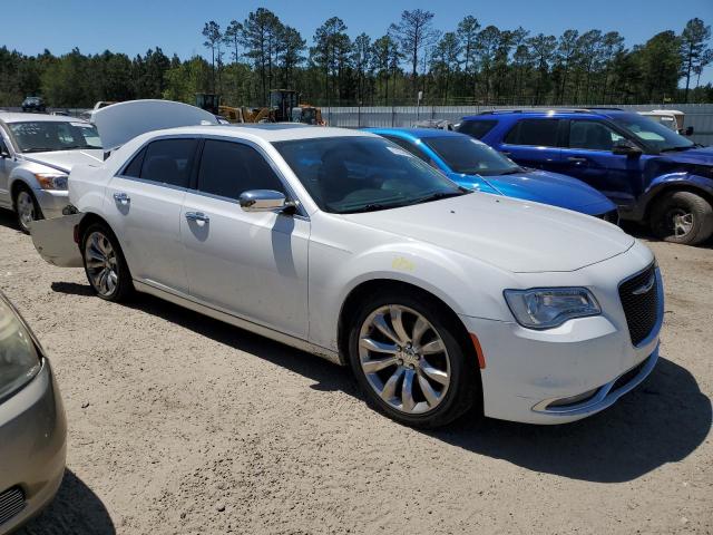 2C3CCAEG9FH763658 - 2015 CHRYSLER 300C WHITE photo 4