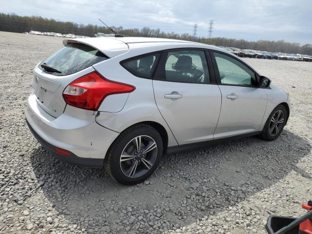 1FAHP3K22CL183490 - 2012 FORD FOCUS SE SILVER photo 3