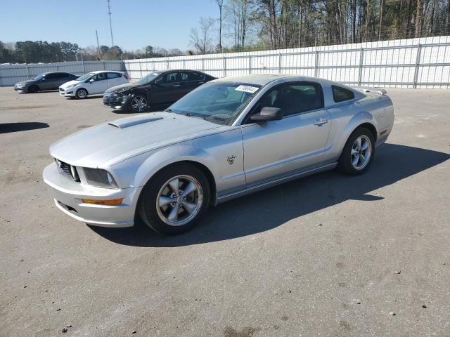 1ZVHT82H695116330 - 2009 FORD MUSTANG GT SILVER photo 1