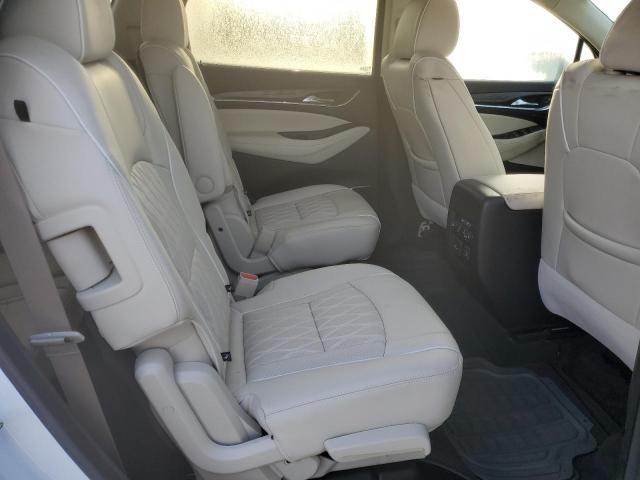 5GAERDKW7PJ237496 - 2023 BUICK ENCLAVE AVENIR WHITE photo 11