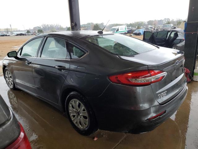 3FA6P0G79KR267090 - 2019 FORD FUSION S GRAY photo 2