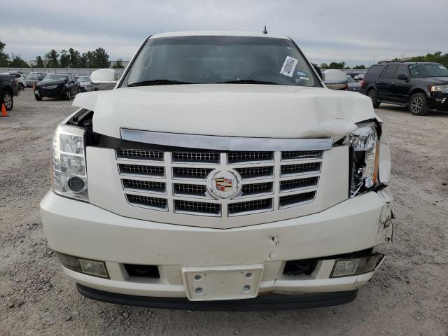 1GYUKBEF9AR276608 - 2010 CADILLAC ESCALADE LUXURY WHITE photo 5