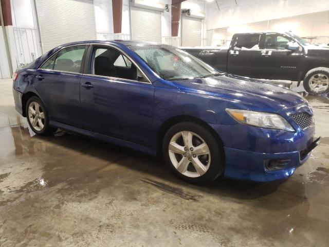 4T1BF3EK1AU569514 - 2010 TOYOTA CAMRY BASE BLUE photo 4