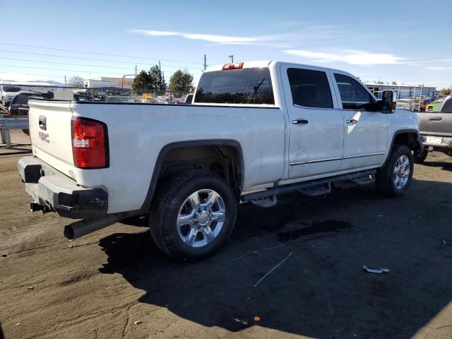 1GT12TEY4JF254713 - 2018 GMC SIERRA K2500 SLT WHITE photo 3