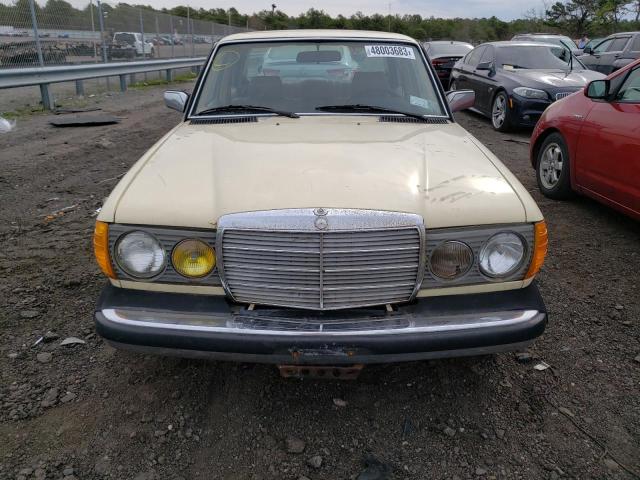 WDBAB23A3CB315381 - 1982 MERCEDES-BENZ 240 D CREAM photo 5