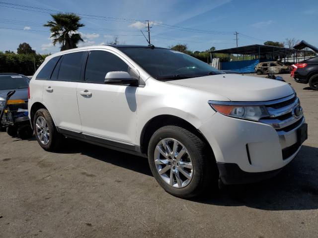 2FMDK3JC5DBC85574 - 2013 FORD EDGE SEL WHITE photo 4