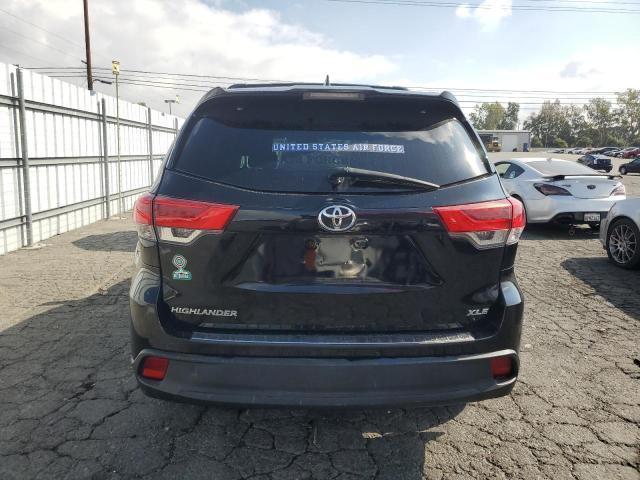 5TDKZRFH0HS522104 - 2017 TOYOTA HIGHLANDER SE BLACK photo 6