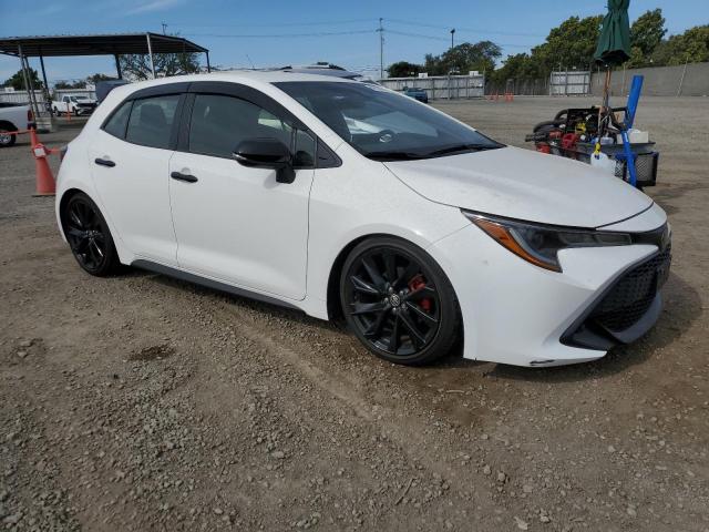 JTND4MBE5M3123685 - 2021 TOYOTA COROLLA SE WHITE photo 4