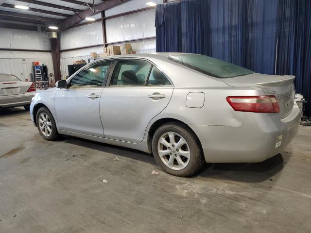 4T4BE46K58R013083 - 2008 TOYOTA CAMRY CE SILVER photo 2