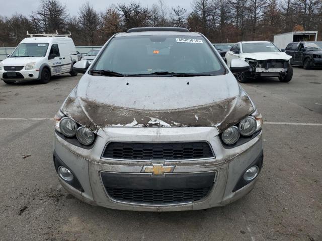 1G1JC6SB4E4211451 - 2014 CHEVROLET SONIC LT SILVER photo 5