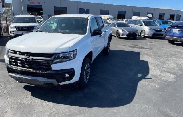 1GCGSDEN8N1265688 - 2022 CHEVROLET COLORADO Z71 WHITE photo 2