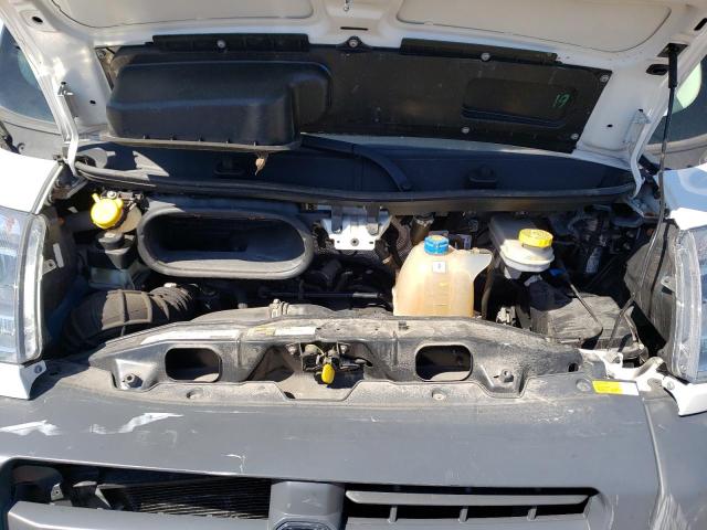 3C6TRVCG6JE130082 - 2018 RAM PROMASTER 2500 HIGH 白色 照片 12