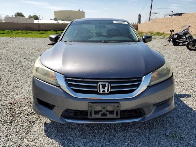 1HGCR2F32DA213033 - 2013 HONDA ACCORD LX GRAY photo 5