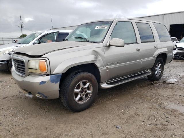 1GYEK63R7YR230956 - 2000 CADILLAC ESCALADE LUXURY BEIGE photo 1