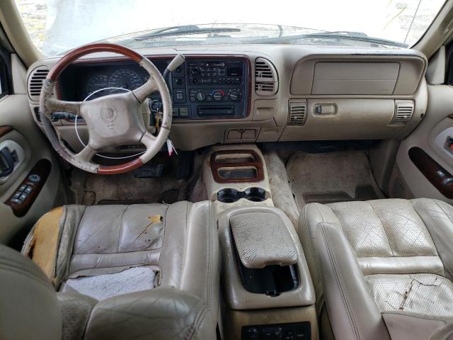 1GYEK63R7YR230956 - 2000 CADILLAC ESCALADE LUXURY BEIGE photo 8