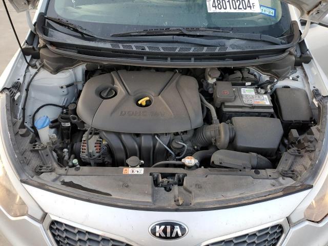 KNAFX4A6XG5506171 - 2016 KIA FORTE LX SILVER photo 11