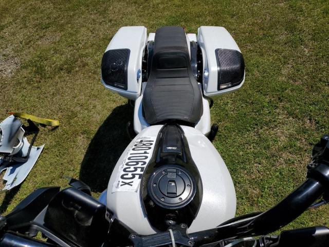 1HD1KH712RB638276 - 2024 HARLEY-DAVIDSON FLTRX 白色 照片 5