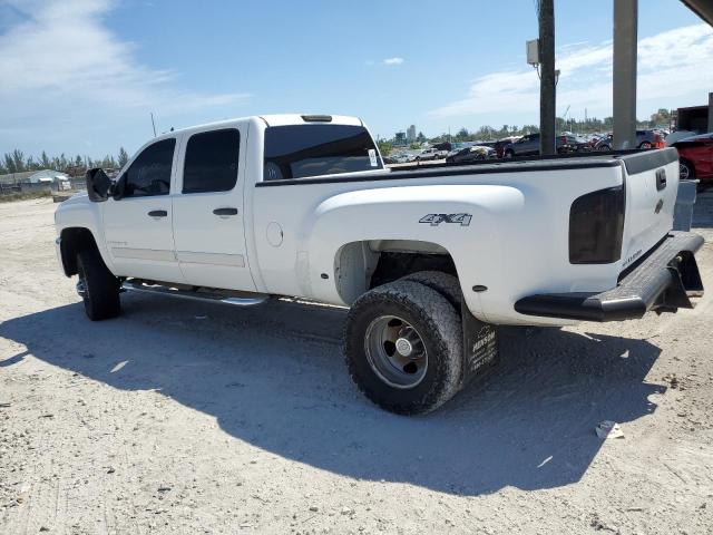 1GCJK33608F138226 - 2008 CHEVROLET SILVERADO K3500 WHITE photo 2