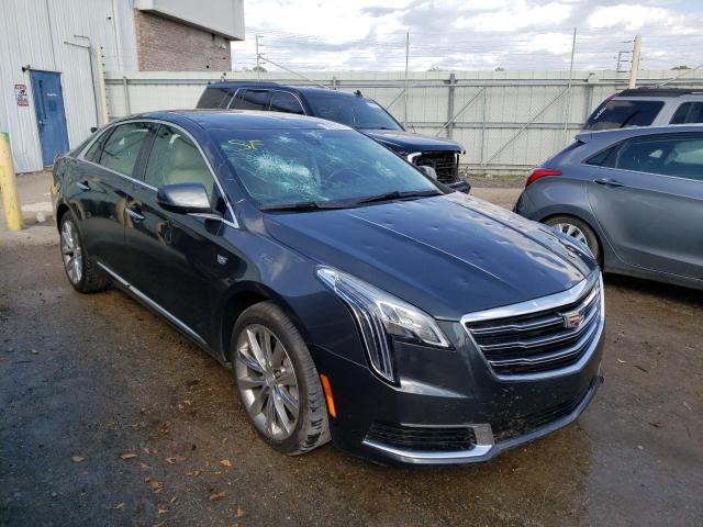 2G61L5S35J9136747 - 2018 CADILLAC XTS CHARCOAL photo 4