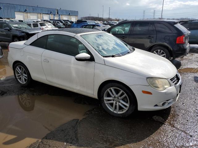 WVWFA71F39V011612 - 2009 VOLKSWAGEN EOS LUX WHITE photo 4