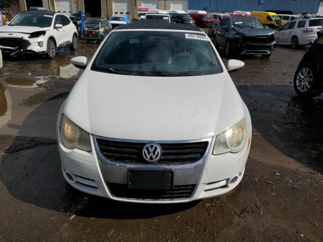 WVWFA71F39V011612 - 2009 VOLKSWAGEN EOS LUX WHITE photo 5