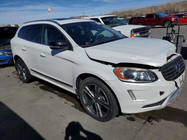 YV449MRR2H2095576 - 2017 VOLVO XC60 T6 DYNAMIC WHITE photo 4