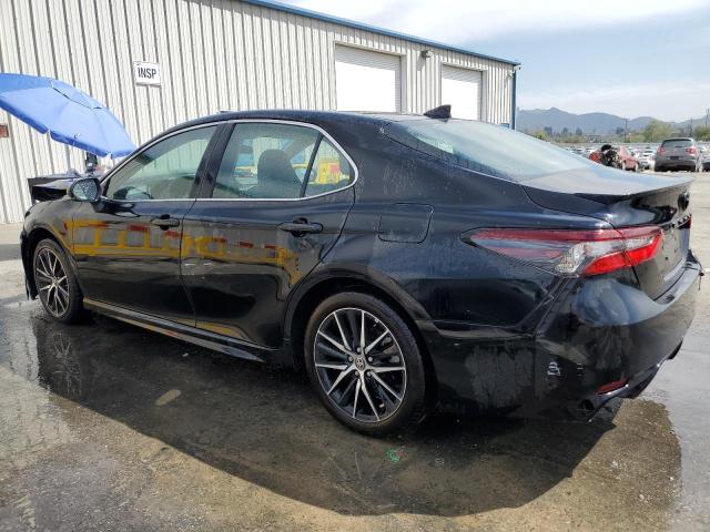 4T1G11AK3PU774727 - 2023 TOYOTA CAMRY SE NIGHT SHADE BLACK photo 2