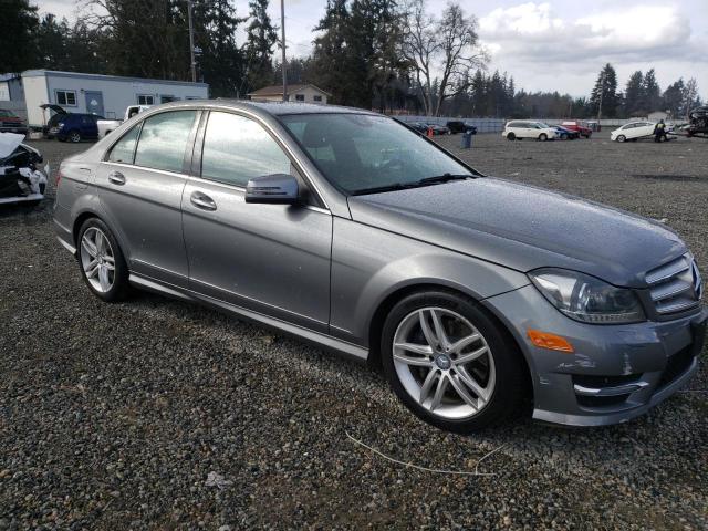 WDDGF8AB1DA814210 - 2013 MERCEDES-BENZ C300 300 4MATIC GRAY photo 4