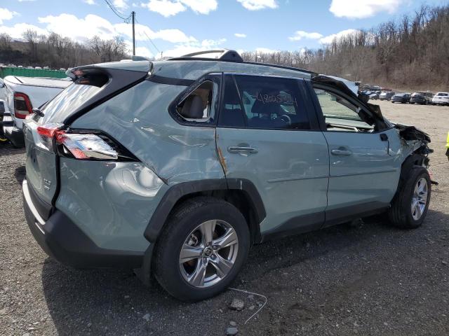 2T3P1RFV8NW309236 - 2022 TOYOTA RAV4 XLE GRAY photo 3