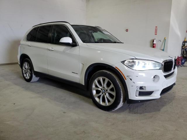 5UXKR2C52G0R72712 - 2016 BMW X5 SDRIVE35I WHITE photo 4