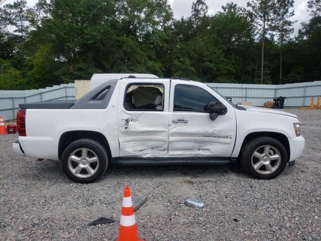 3GNEC22089G156924 - 2009 CHEVROLET AVALANCHE C1500 LT WHITE photo 9