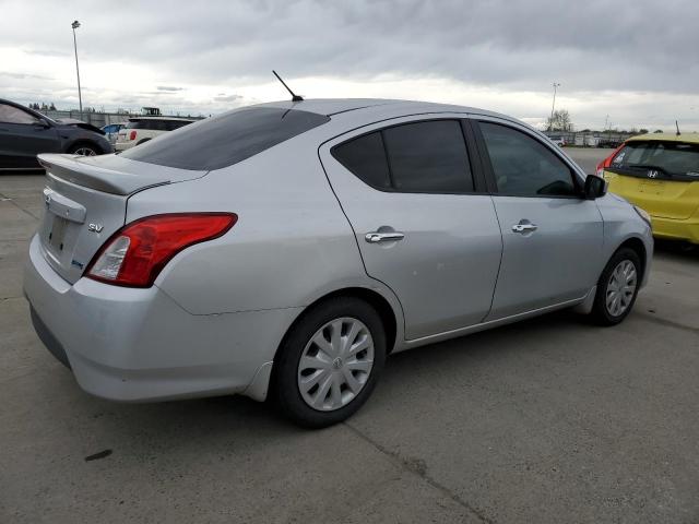 3N1CN7AP6GL865607 - 2016 NISSAN VERSA S SILVER photo 3