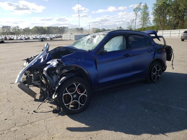ZASFAKPN9J7B64741 - 2018 ALFA ROMEO STELVIO SPORT Blau Foto 1