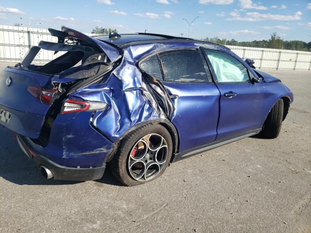ZASFAKPN9J7B64741 - 2018 ALFA ROMEO STELVIO SPORT Blau Foto 3