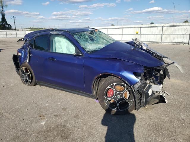 ZASFAKPN9J7B64741 - 2018 ALFA ROMEO STELVIO SPORT Blau Foto 4