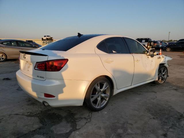 JTHBE262892016512 - 2009 LEXUS IS 350 WHITE photo 3