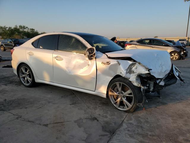 JTHBE262892016512 - 2009 LEXUS IS 350 WHITE photo 4