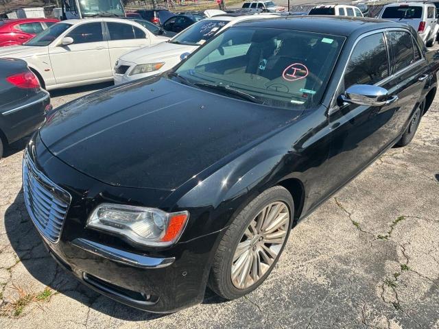 2C3CCAETXCH188771 - 2012 CHRYSLER 300C BLACK photo 2