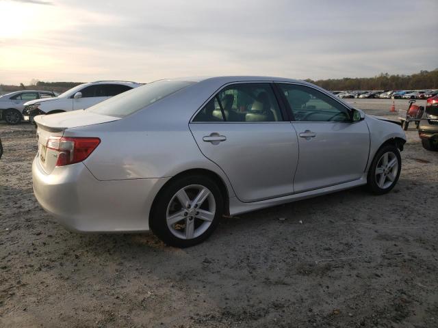 4T1BF1FK7EU332227 - 2014 TOYOTA CAMRY L SILVER photo 3