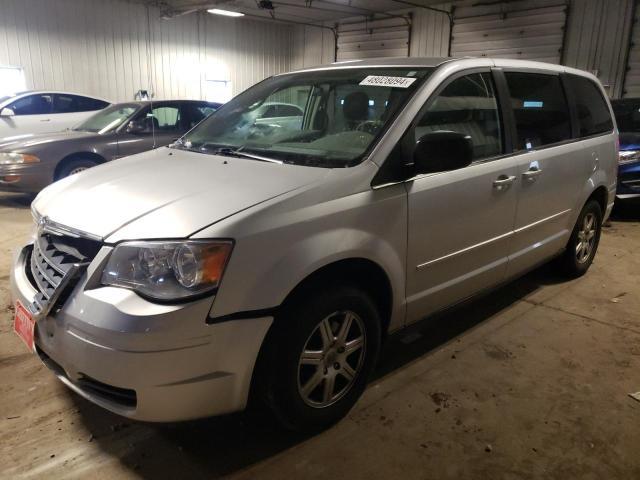 2010 CHRYSLER TOWN & COU LX, 