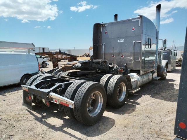 1XP5DB9X86D876529 - 2006 PETERBILT 379 SILVER photo 4