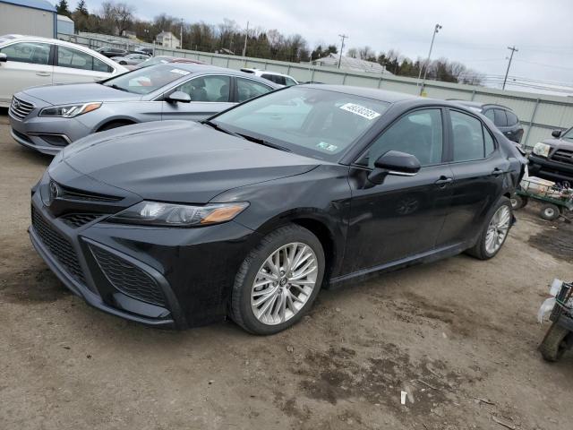 4T1G11AKXPU128052 - 2023 TOYOTA CAMRY SE NIGHT SHADE BLACK photo 1