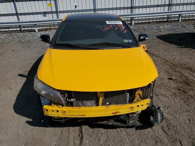 JTKJF5C74C3029392 - 2012 TOYOTA SCION TC 黄色 照片 5