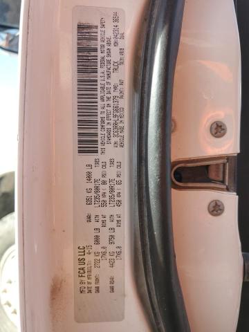 3C63RRHL9FG661379 - 2015 RAM 3500 SLT WHITE photo 13