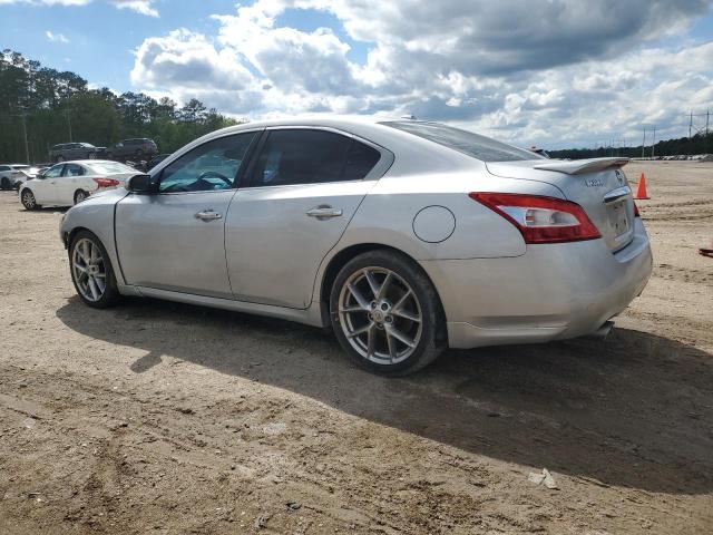 1N4AA5AP3AC811226 - 2010 NISSAN MAXIMA S SILVER photo 2